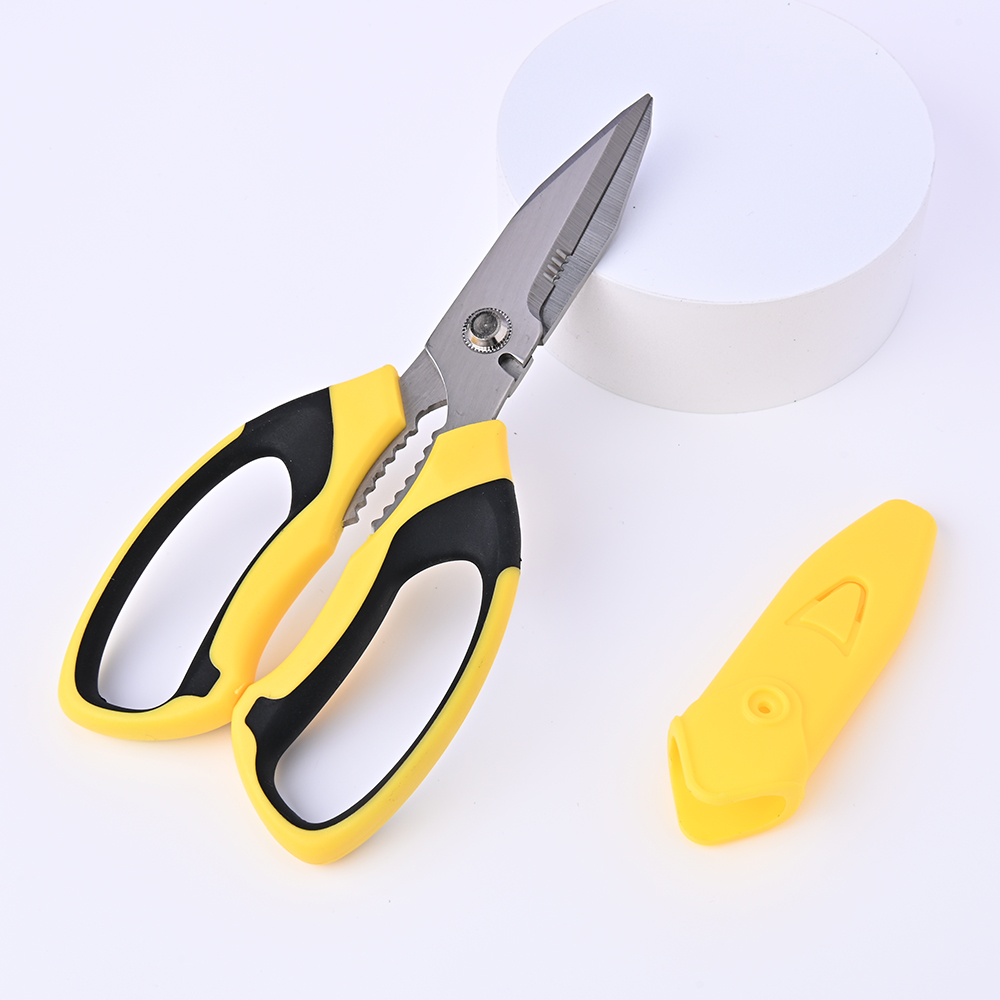 Kitchen scissors with yellow handle and cover