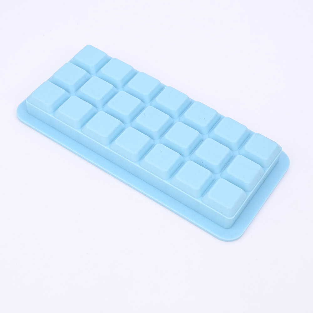 Silicone ice cube tray