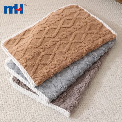 Waterproof Jacquard Fleece Pet Blanket