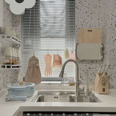 Cleaning, Personal Care & Household Supplies